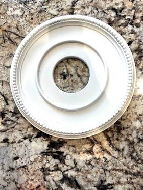 405226 Hampton Bay 12-inch White Decorative Ceiling Medallion