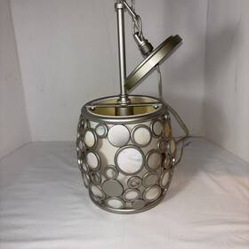 0550878 Quoizel Mini Pendant Light Fairgate Silver Finish Pen Shell Accents No 2