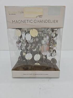 U Brands 817894029778 Magnetic Locker Chandelier Light Hangs From Silver Disco