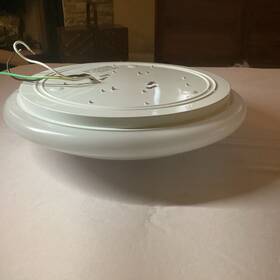 Mxl302-led18k835 Utilitech Pro Mxl302-led 18k835 12.59 Inch Round Flush Mount Ceiling Fixture