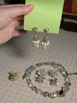 Vtg Crystal Aurora Borealis Necklace Clip On Earrings Brooch Cluster Chandelier. Fixed Price $14.99.