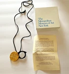 Vintage Metropolitan Museum Of Art Compass Magnifying Glass Pendant Necklace Mma. Fixed Price $39.99.