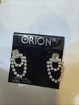 Orion Women's Silver Austrian Crystal Rhinestone Chandelier Dangle Earrings Nwt. Fixed Price $14.00.