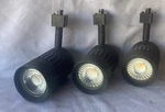 Three 3X Elco ET755 Celtic H-track Tall 7/8 Long Led Light Heads. Fixed Price $59.00.