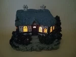 Thomas Kinkade Light Up Stone Cottage Battery Operated , Resin *tested Works*. Fixed Price $14.25.