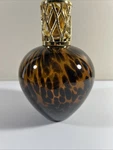 Vogue Lion Eye Aroma Fragrance Lamp Oil Diffuser Art Glass 6.5 Alexandria. Fixed Price $24.99.