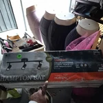 Hampton Bay Boedy, Smart Color Changing 3-LIGHT Track Kit With Nightlight. Fixed Price $45.00.