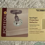 Portfolio Spotlight Projecteur Reflector Clear Acrylic Shade #0239897. Fixed Price $10.00.