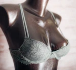 Aerie 32A Underwire Boho Molded Lace T-shirt Bra Green Teen Classic J-hook. Fixed Price $26.00.